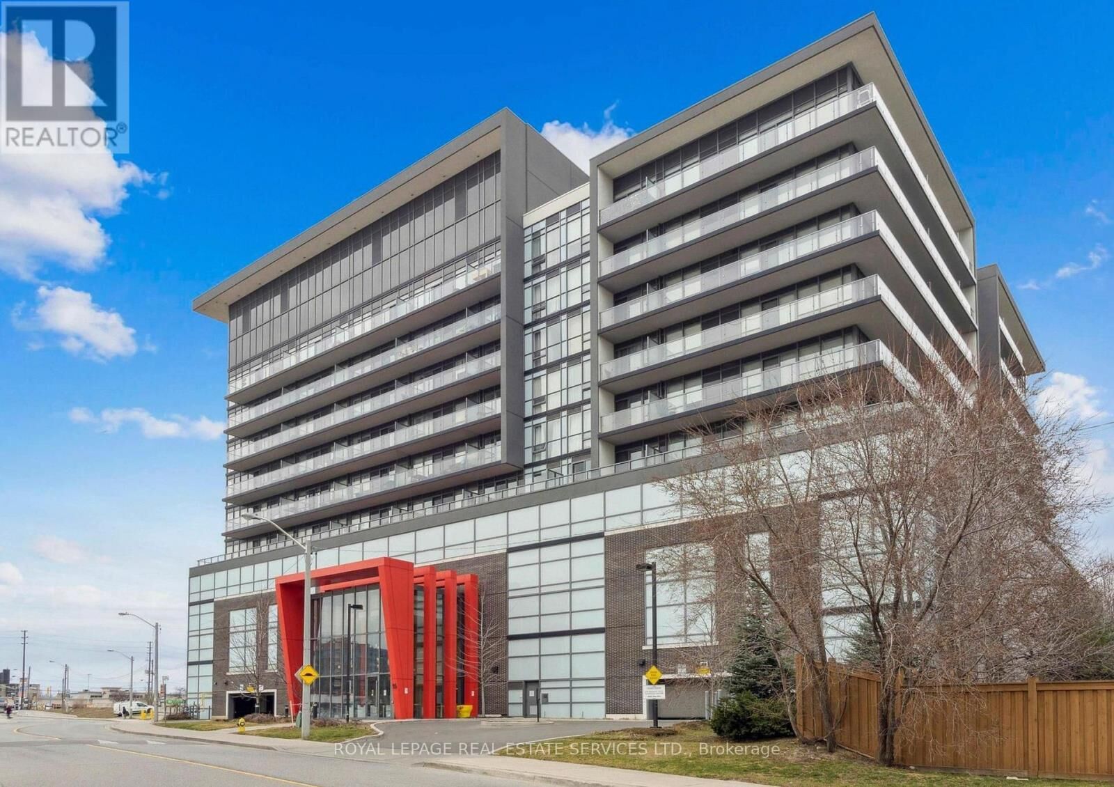 Property Photo:  15 James Finlay Way 832  ON M3M 2E9 