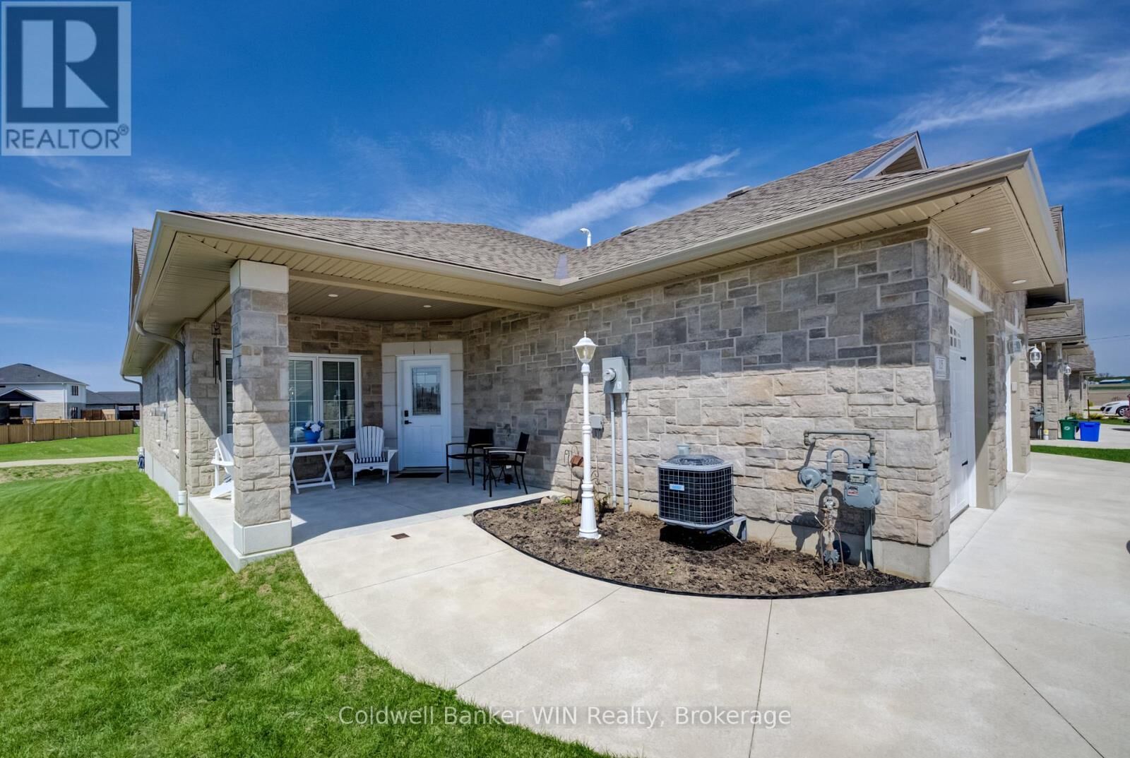 Photo de la propriété:  115 Broomer Crescent  ON N0G 2L4 