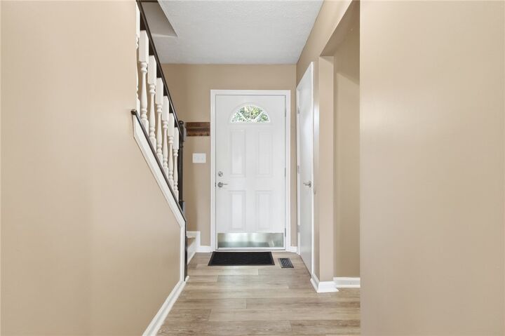 Property Photo:  2136 Hewitt Avenue 2136  OH 45440 