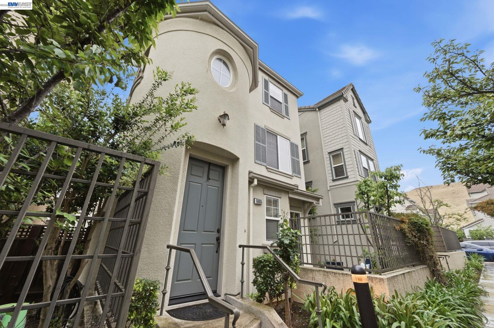 Property Photo:  6005 Hillbrook Pl  CA 94568 