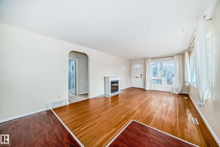 Property Photo: 5204 112 Avenue NW AB T5W 0N5