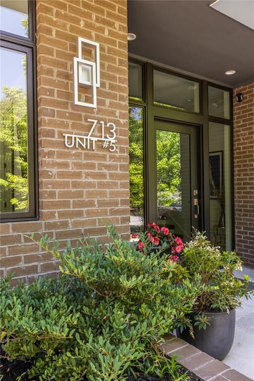 Property Photo:  713 Moreland Avenue SE 5  GA 30316 