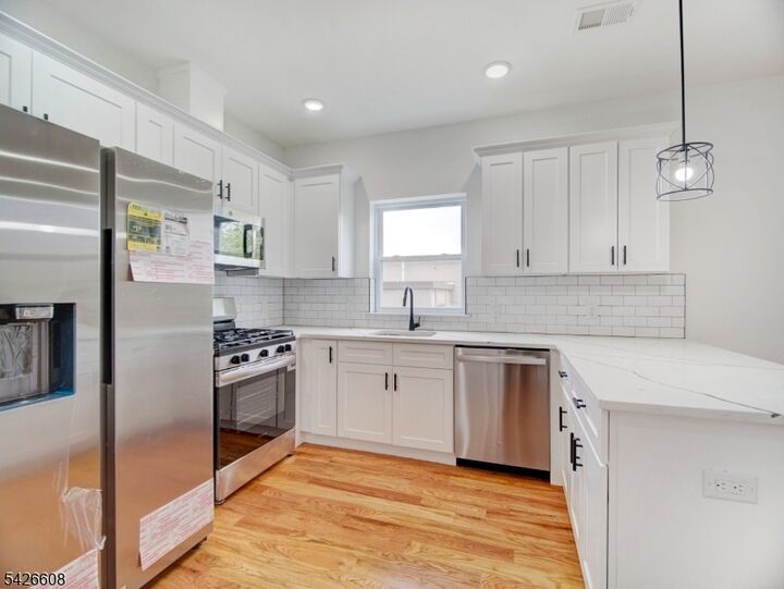 Property Photo:  101 S 8th St  NJ 07107 