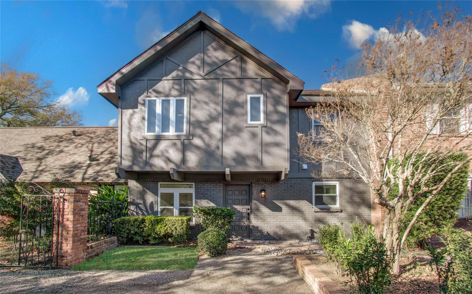Property Photo:  1888 Saxony Lane  TX 77058 