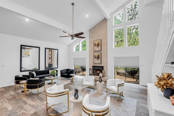 Property Photo: 12800 Briar Forest Drive 70 TX 77077