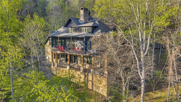 Property Photo:  148 Hardwood Hill Drive  NC 28694 
