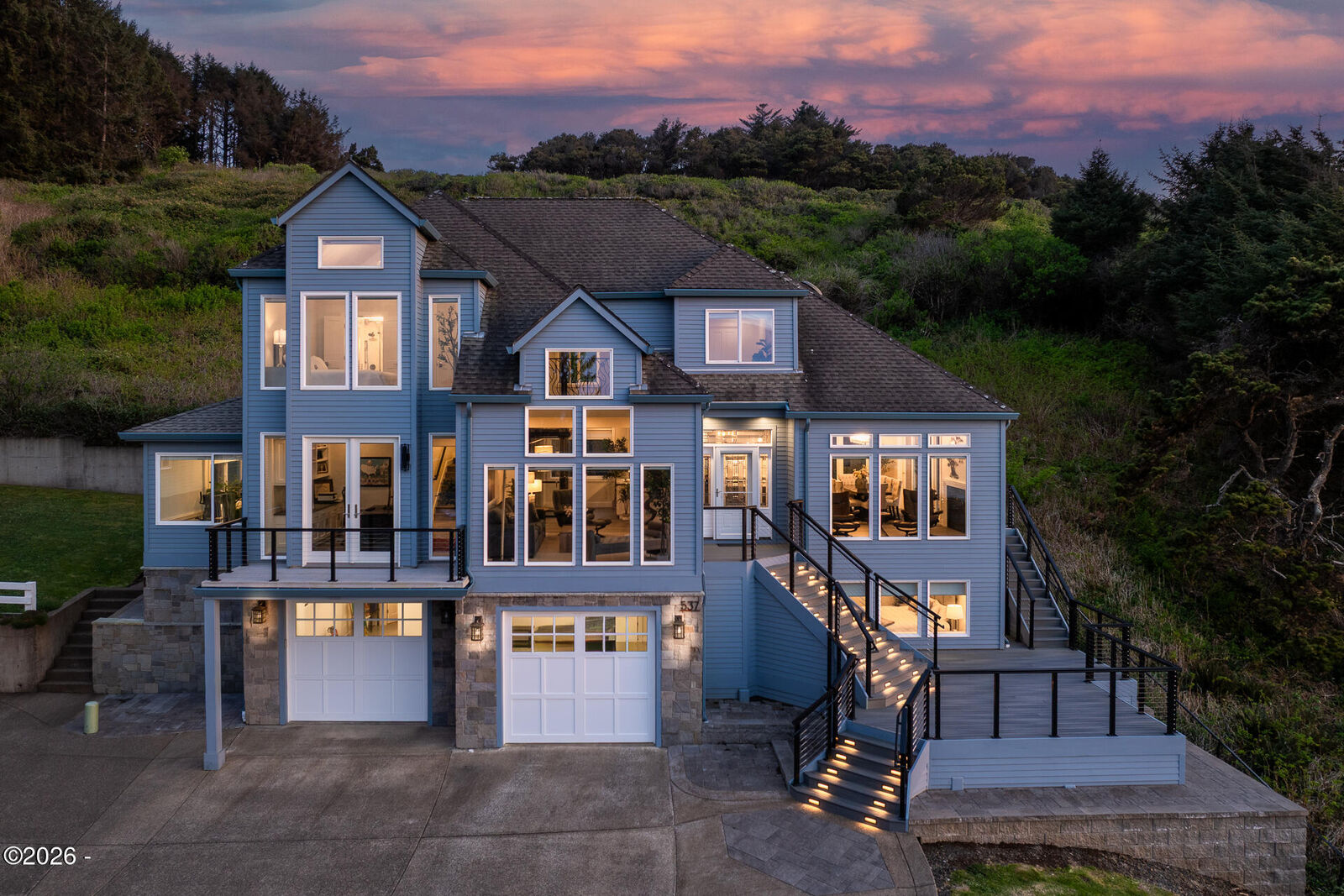 Property Photo:  537 NW 54th Court  OR 97365 