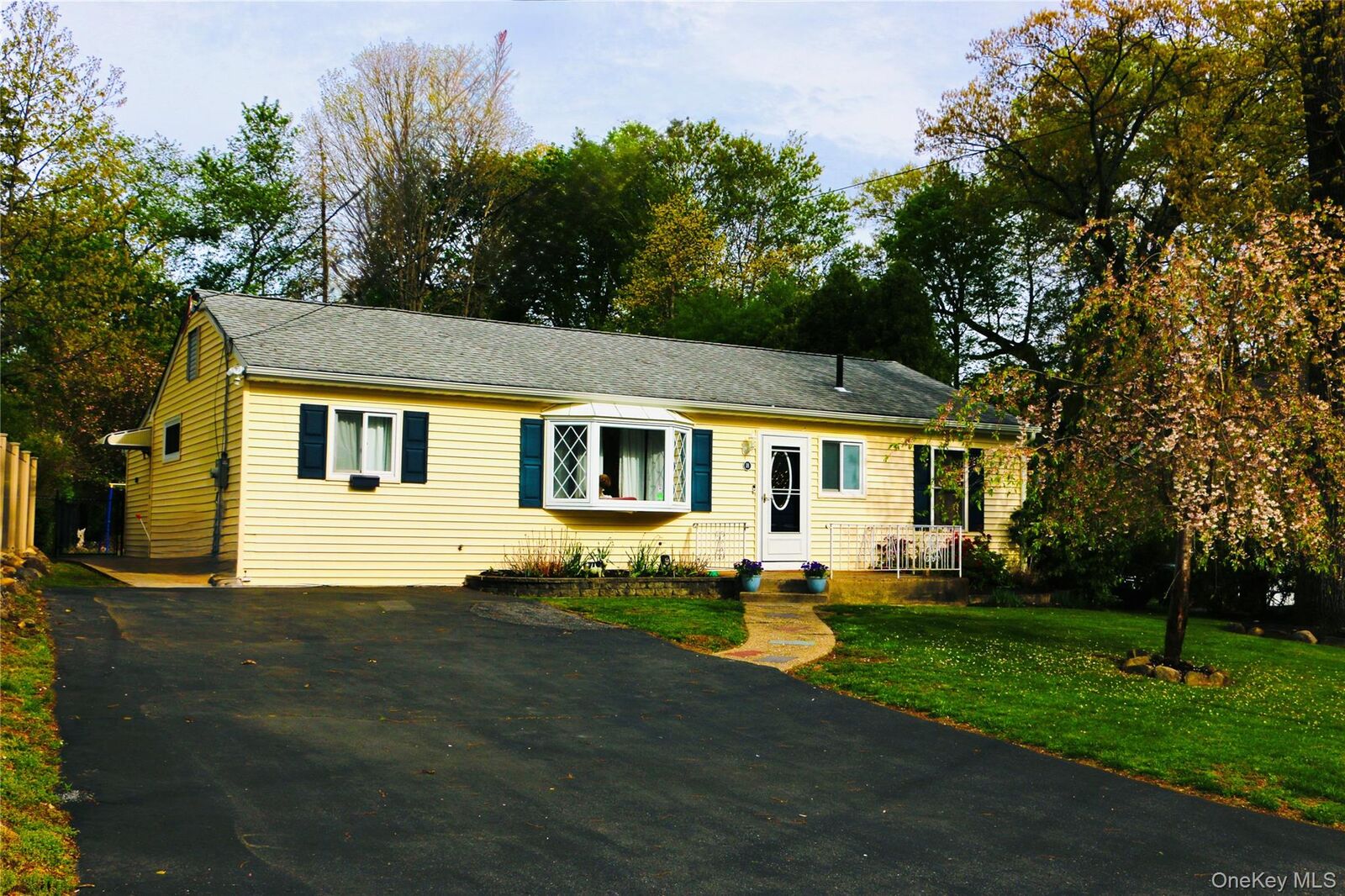 Property Photo:  18 Washington Place  NY 10965 