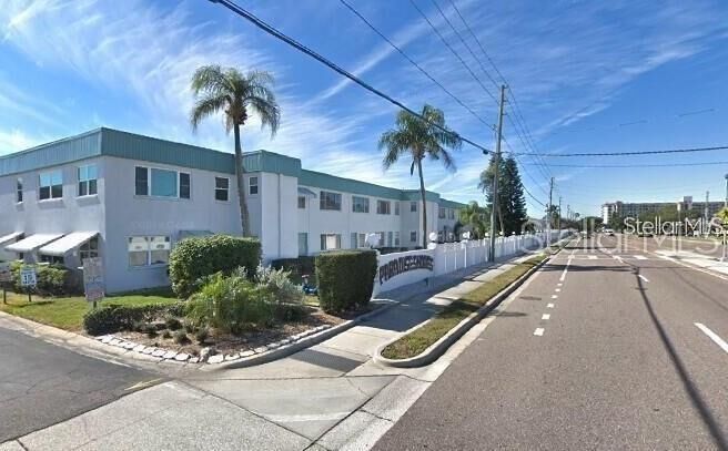 Property Photo:  5267 81st Street N 5  FL 33709 