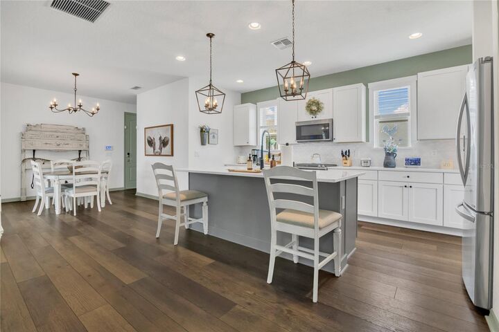 Property Photo:  15518 Sunquat Drive  FL 34787 