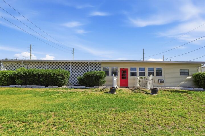 Property Photo:  5246 Amanda Street  FL 33542 