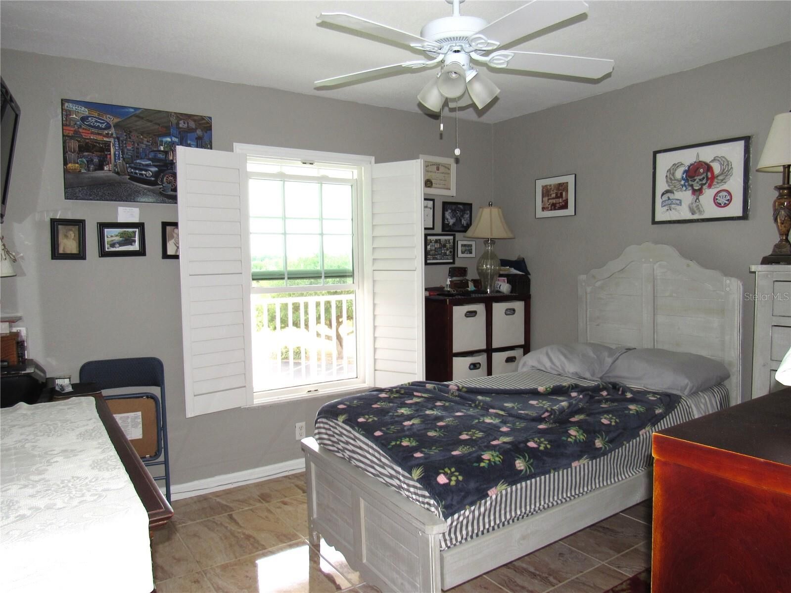 Property Photo:  175 Kings Highway 933  FL 33983 