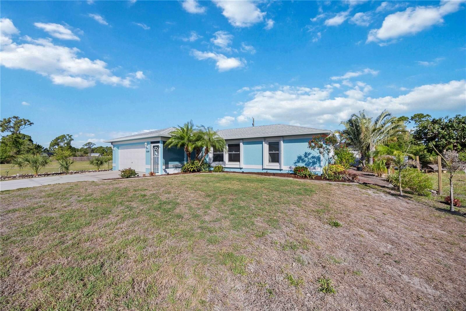Property Photo:  5549 Eyerly Terrace  FL 33981 