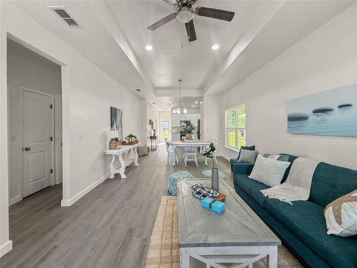 Property Photo:  15341 NW 135th Terrace  FL 32615 