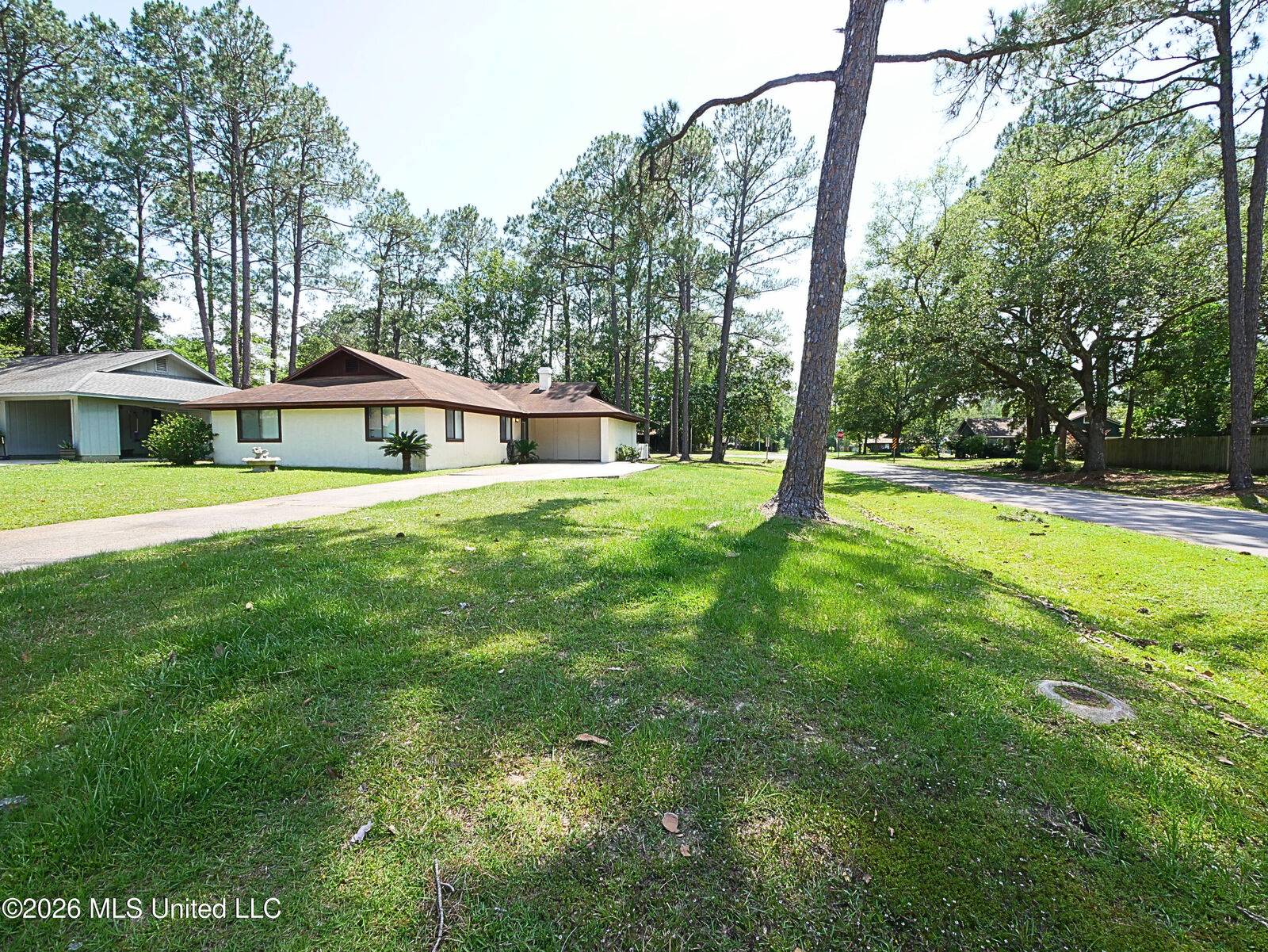Property Photo: 1 Quail Creek Drive MS 39525