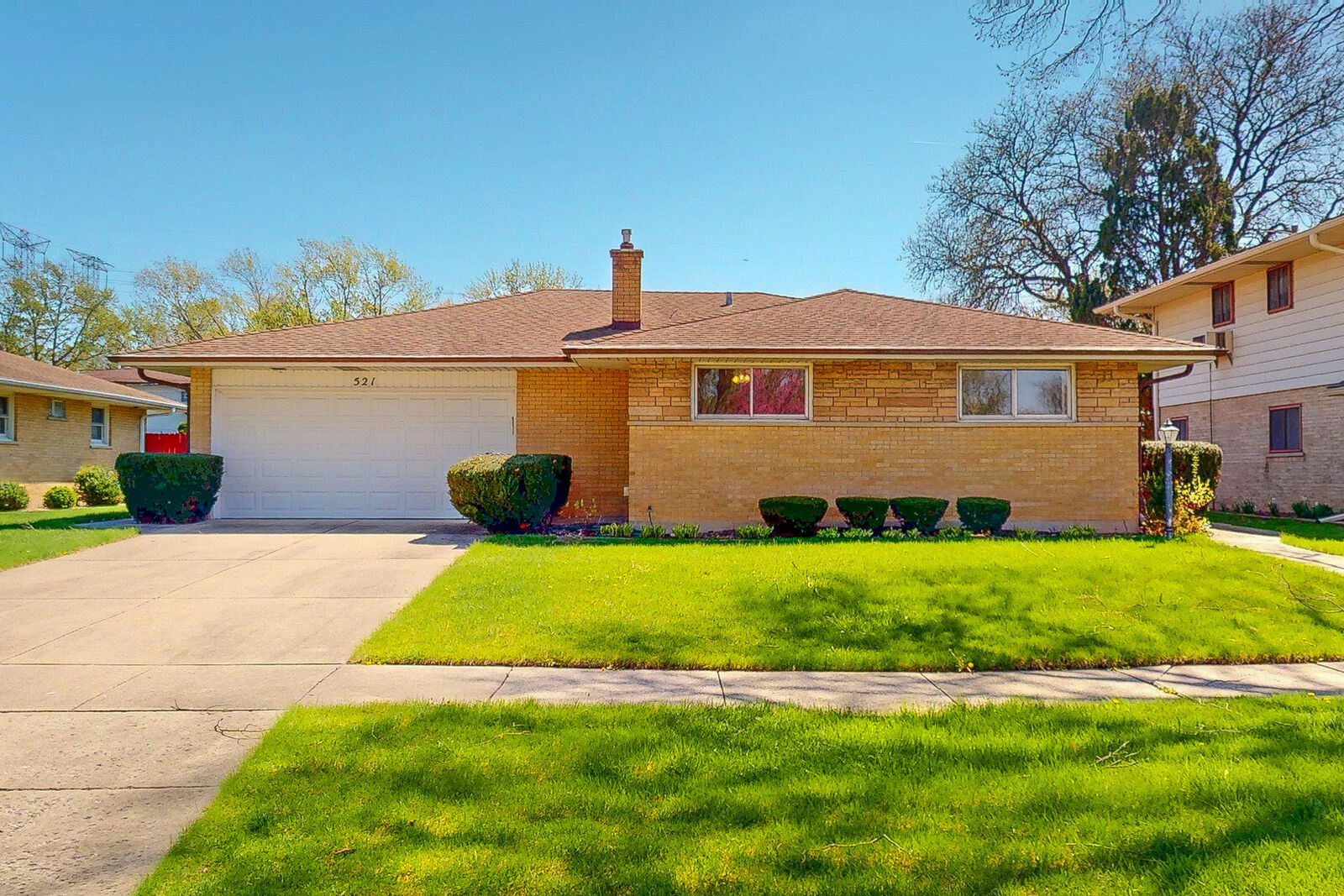 Property Photo:  521 Sandy Lane  IL 60016 