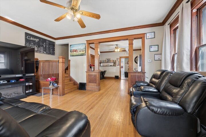 Property Photo:  362 Evans Avenue  IL 60505 