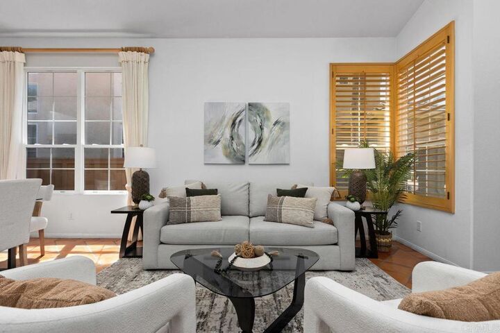 Property Photo:  5365 Caminito Exquisito  CA 92130 