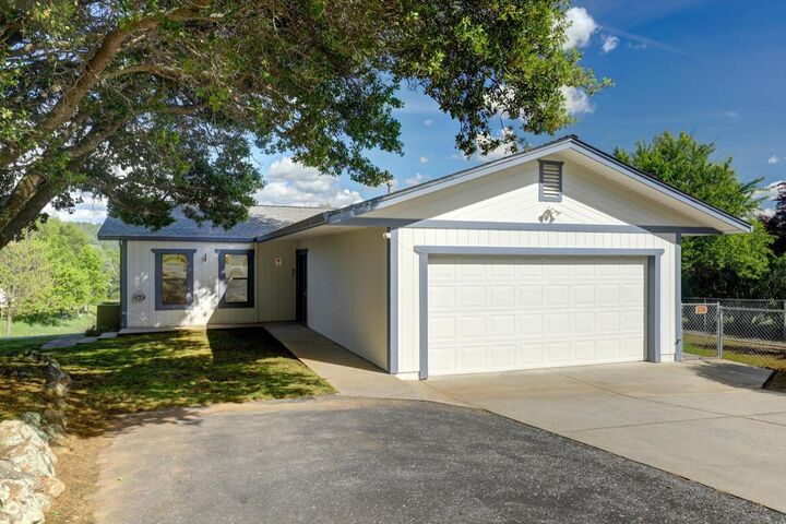 Property Photo:  10941 Blackledge Road  CA 95946 