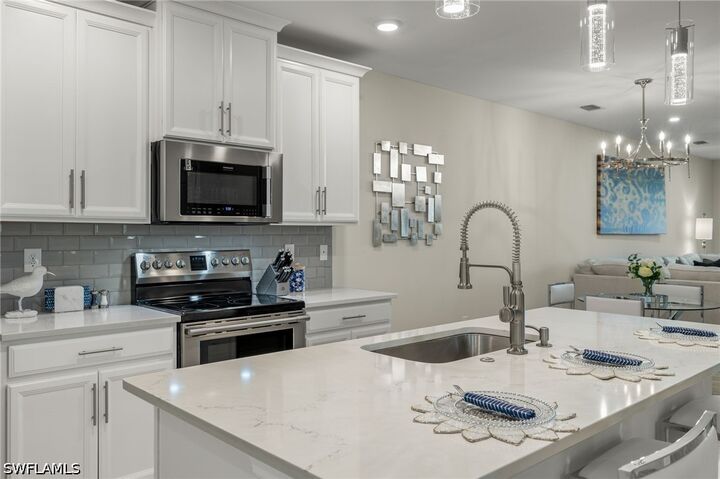 Property Photo:  14680 Edgewater Circle  FL 34114 