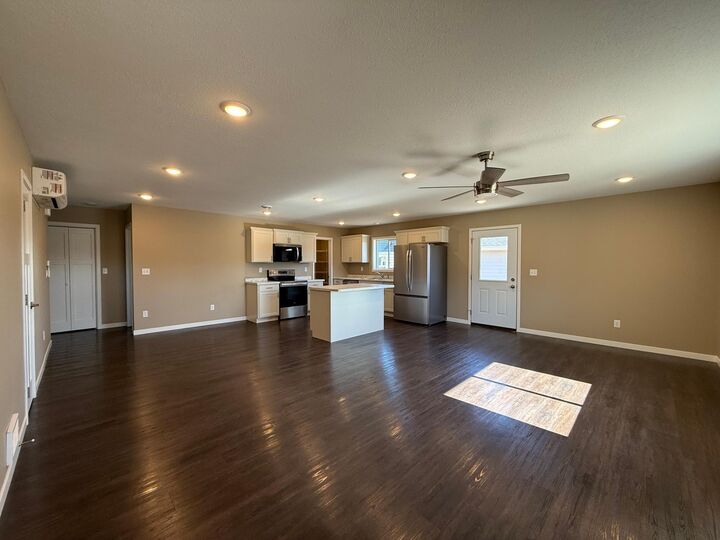 Property Photo:  1516 Beartooth Ave SW  MN 56601 