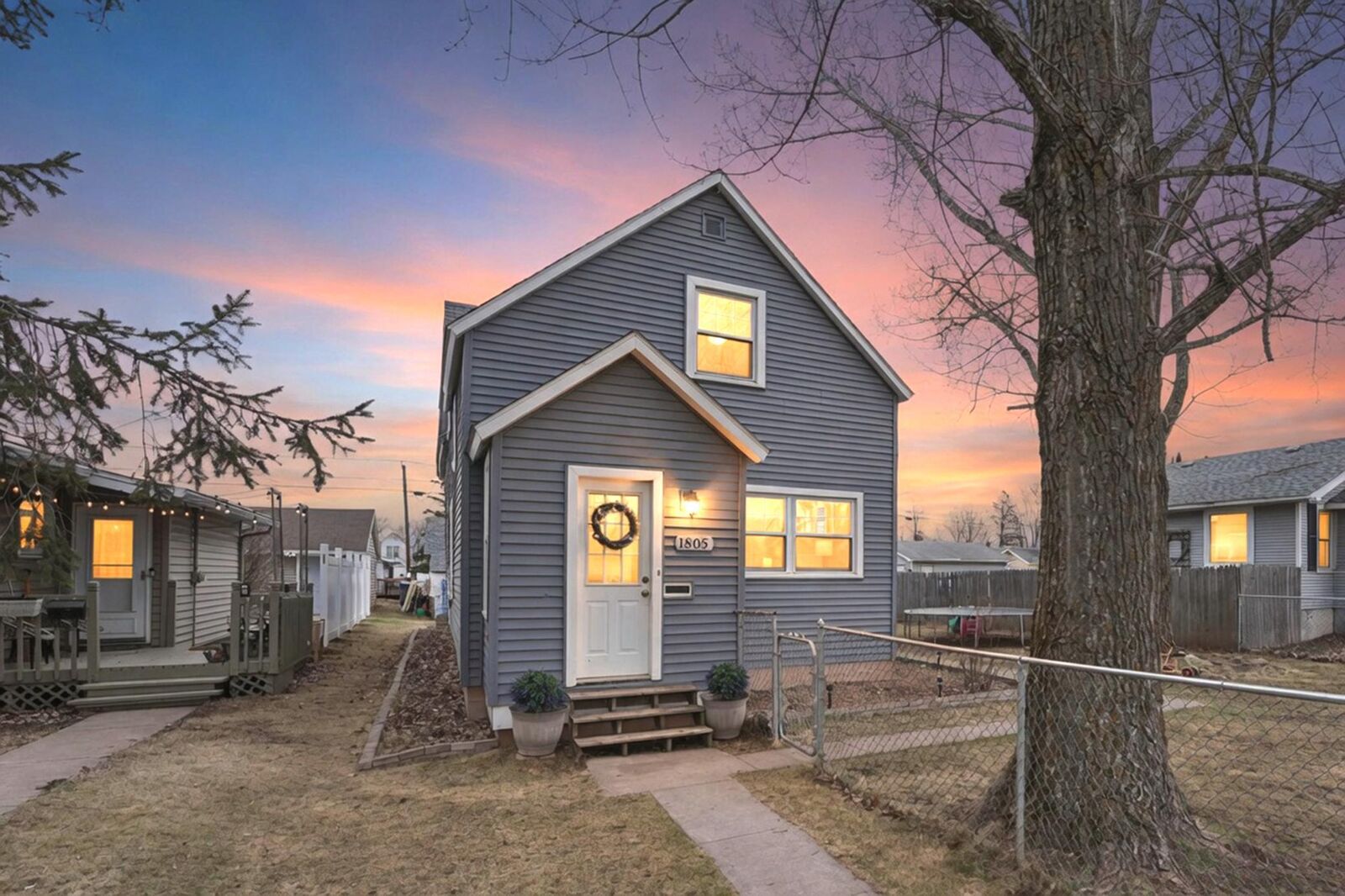 Property Photo:  1805 E 8th Street  WI 54880 
