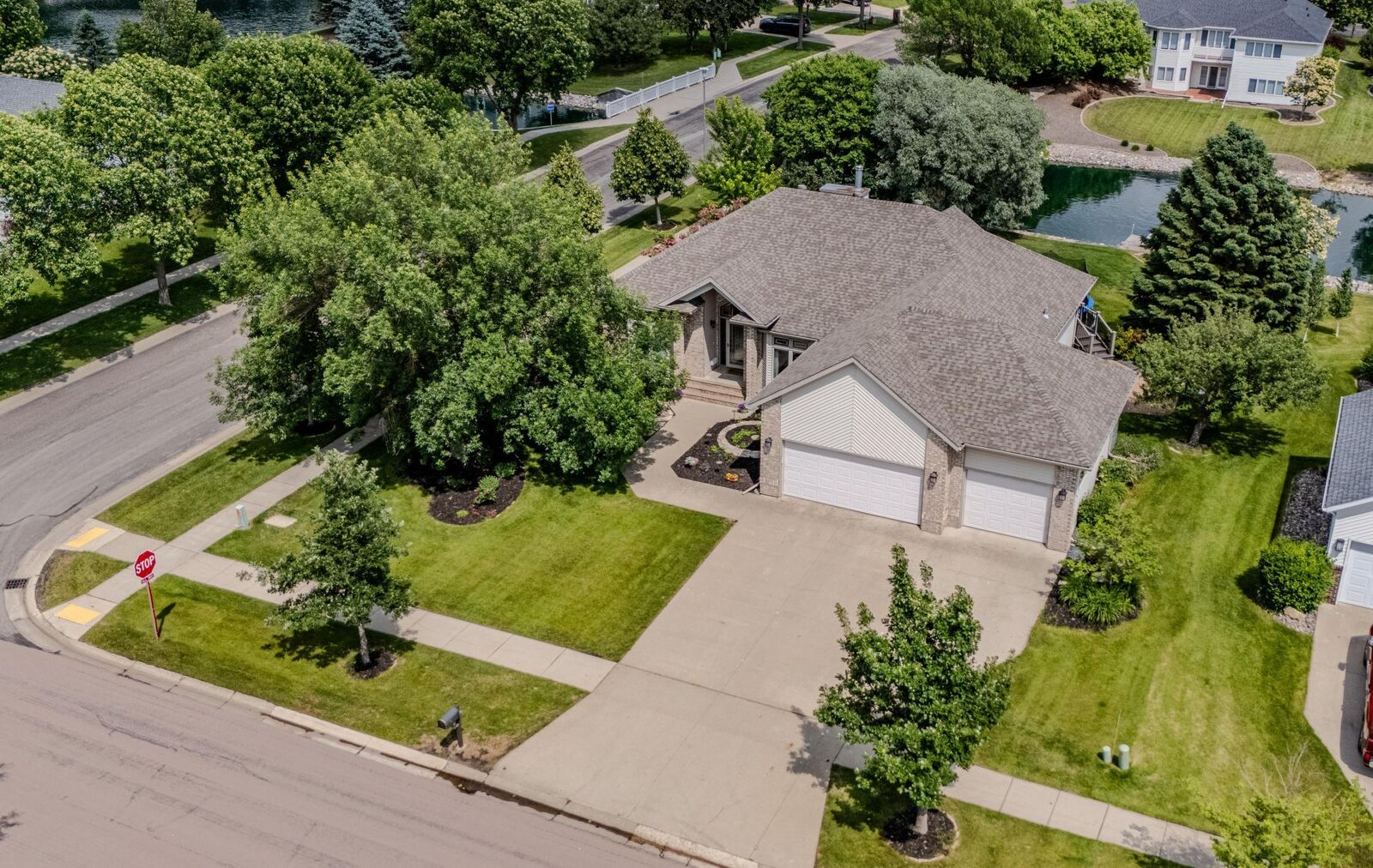 Property Photo:  2804 32nd Street S  ND 58103 