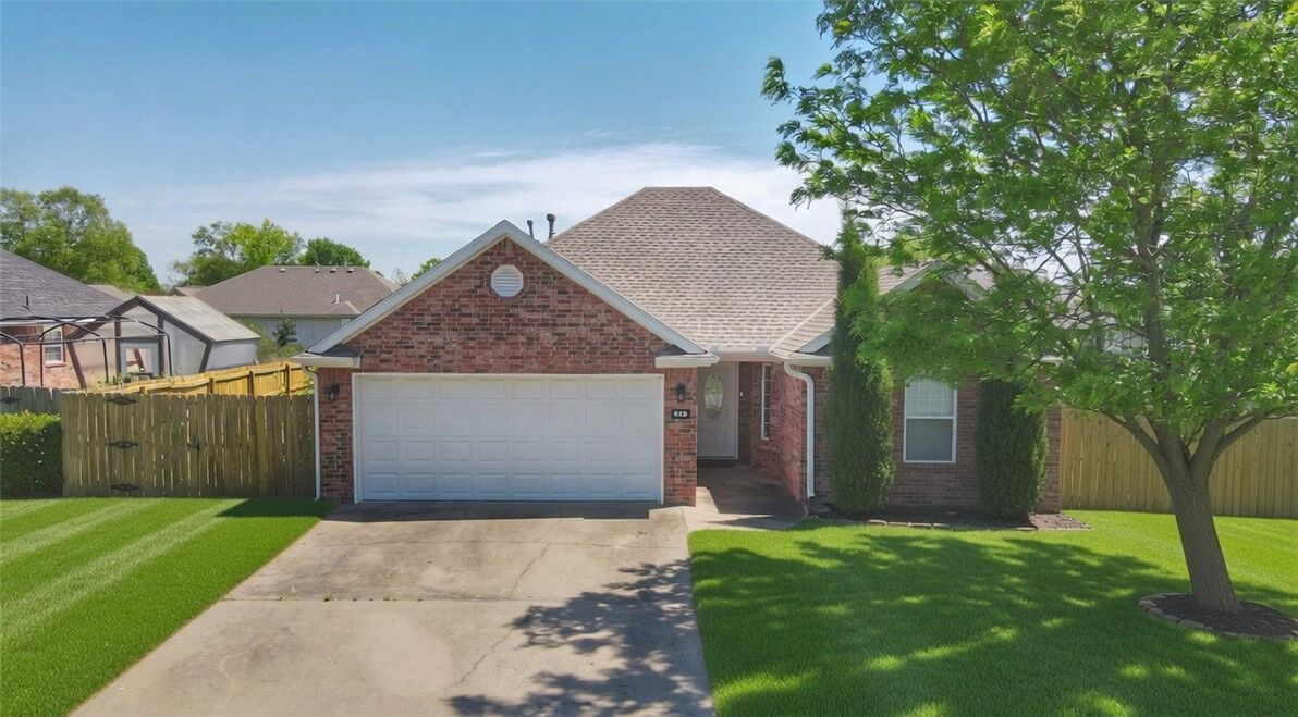 Property Photo:  550 Bonanza  AR 72719 