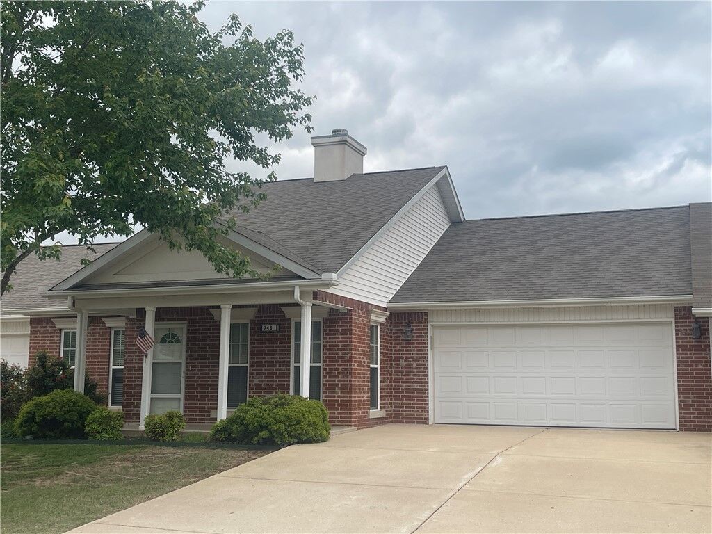 Property Photo:  746 Embassy Parkway  AR 72653 