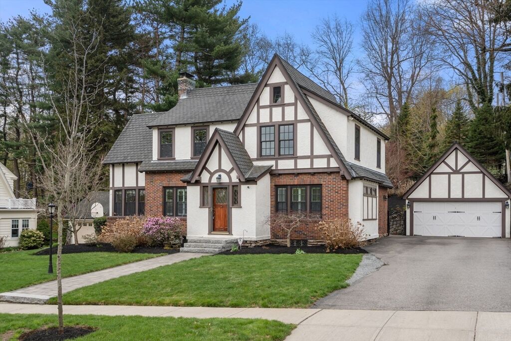 Property Photo:  19 Hancock Hill Dr  MA 01609 