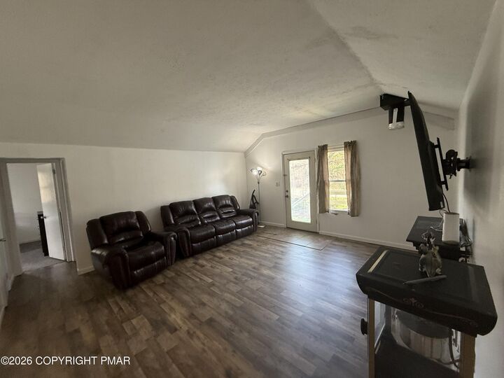Property Photo: 2354 Candlewood Lane PA 18610