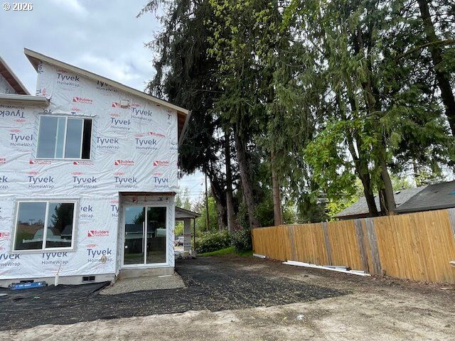 Property Photo:  1415 NE 18th St  OR 97128 