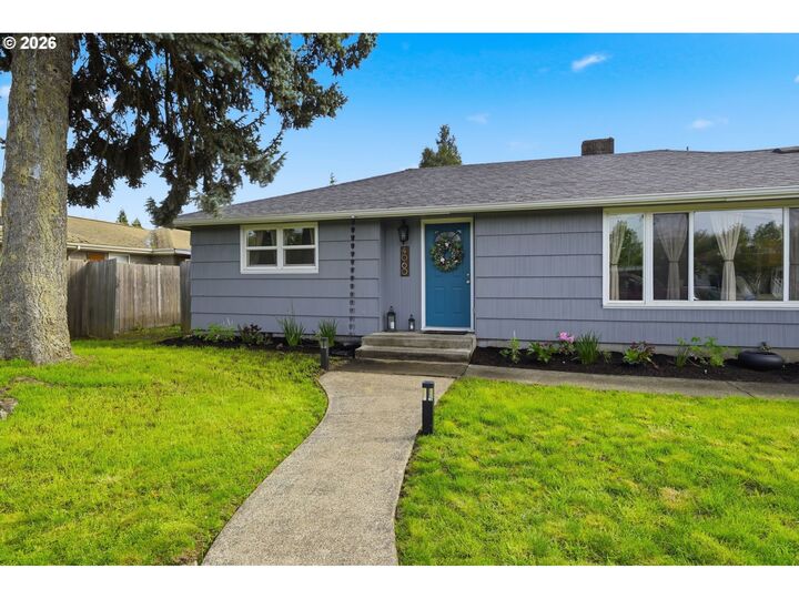 Property Photo:  4060 Wood Ave  OR 97402 