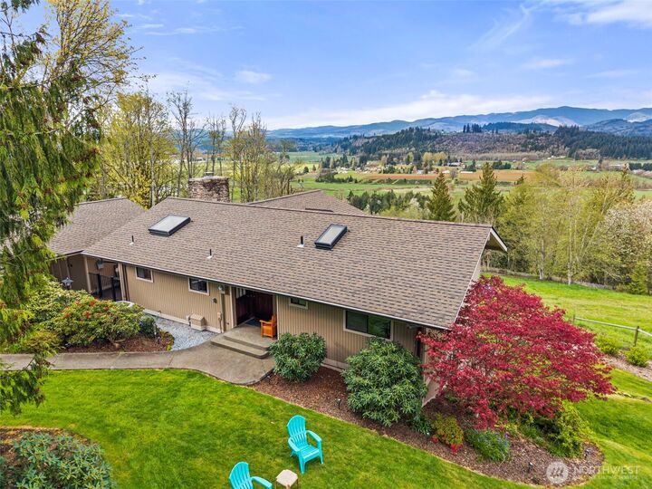 Property Photo:  213  Bowen Road  WA 98564 