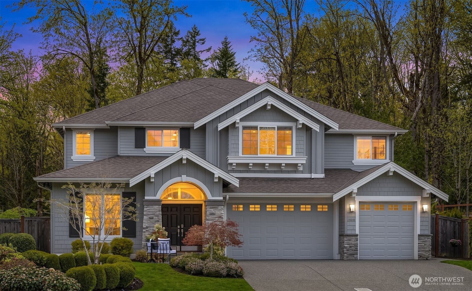 Property Photo:  26610 SE 9th Way  WA 98075 