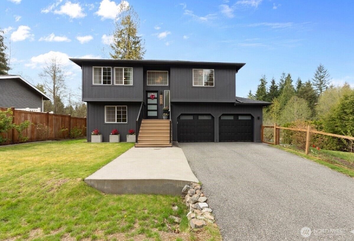 Property Photo:  3426  230th Drive NE  WA 98252 
