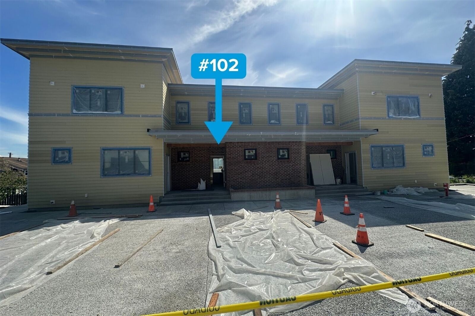 Property Photo:  105 S 8th Street 102  WA 98264 