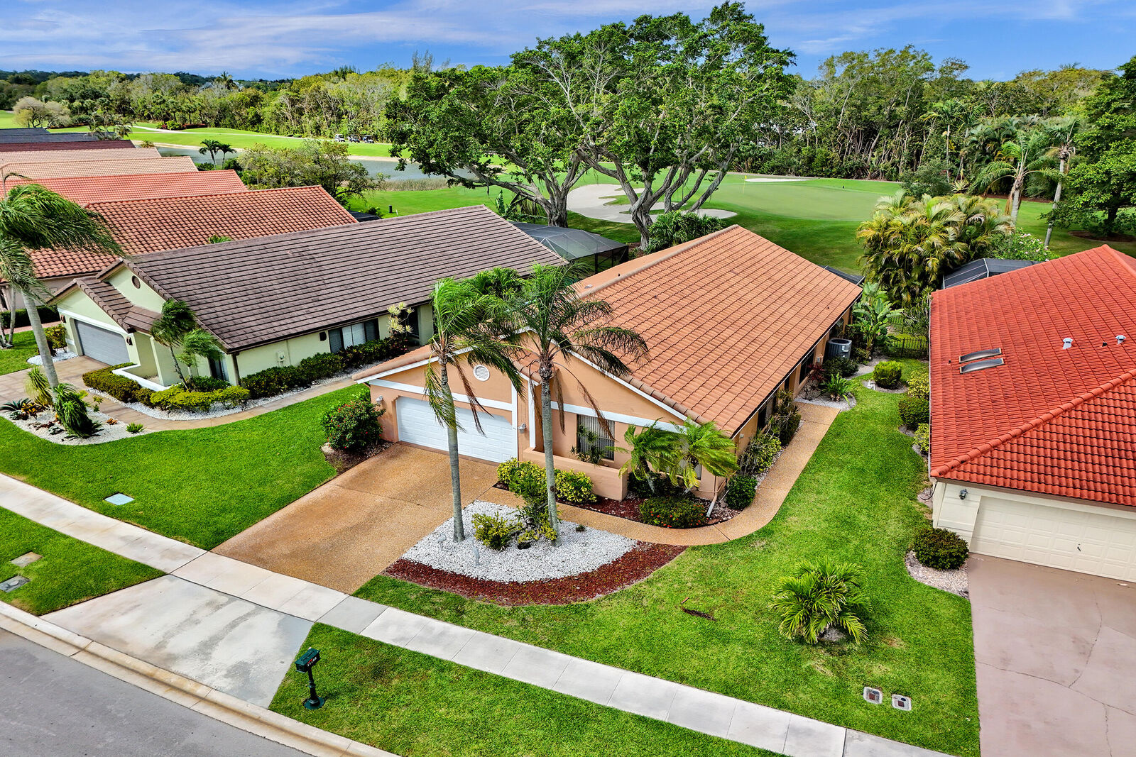 Property Photo:  11162 Clover Leaf Circle  FL 33428 