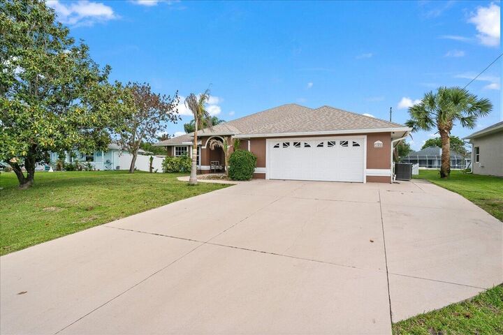 Property Photo:  162 Concha Drive  FL 32958 