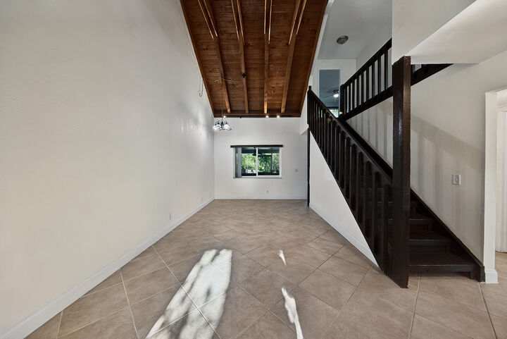 Property Photo:  191 NE 6th Court  FL 33004 