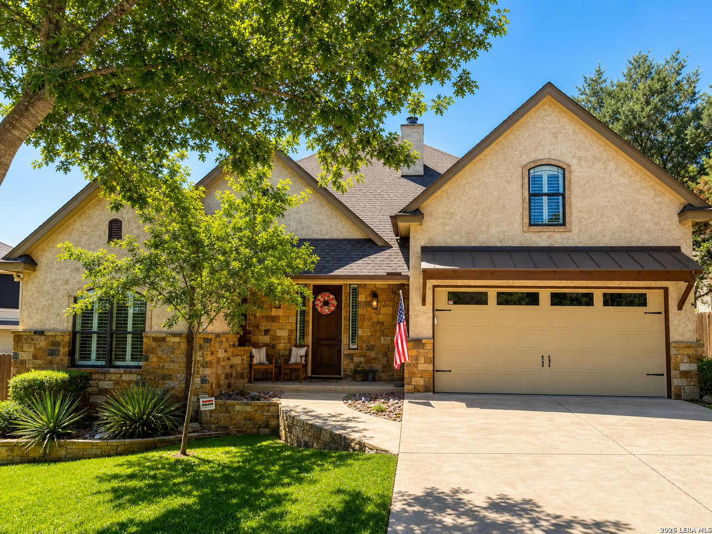 Property Photo:  412 Elmwood Dr  TX 78130 