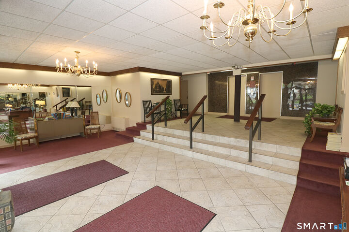 Property Photo:  120 Huntington Turnpike 101  CT 06610 