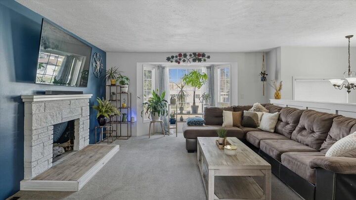 Property Photo:  5021 W Rosewood Ave  WA 99208 