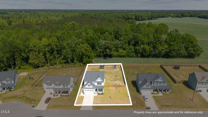 Property Photo:  232 Kenbridge Lane  NC 27569 