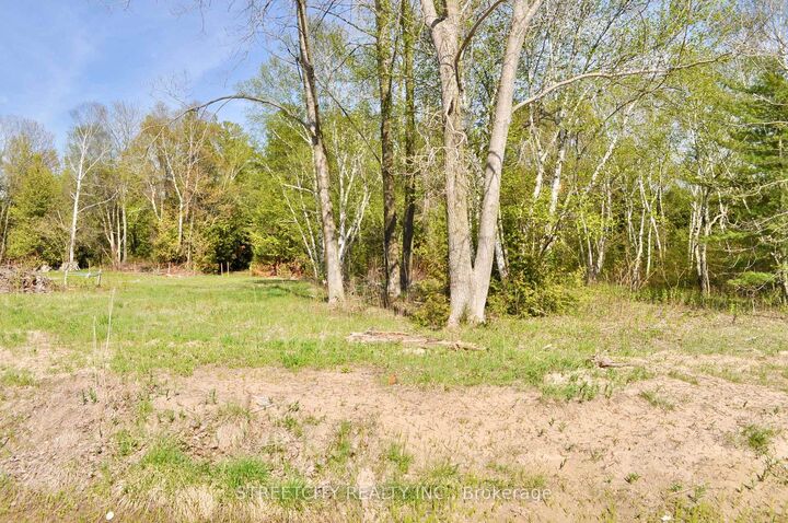 Part 5 W. Ipperwash Road — photo 1