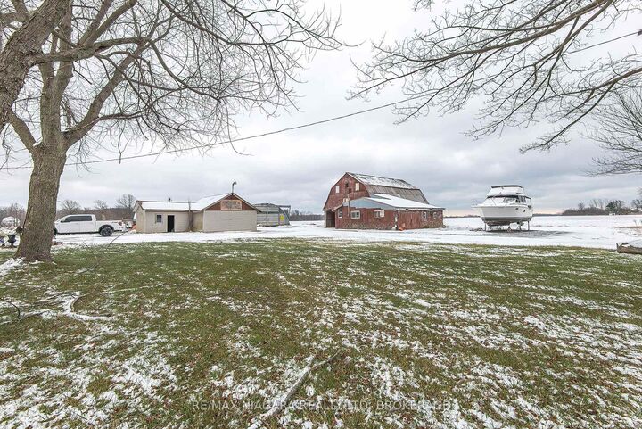 Property Photo: 1937 Brookfield Road ON L3K 5V3
