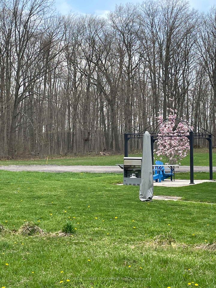 Property Photo:  4449 Milburough Line 19 Cedar St.  ON L7P 0C5 