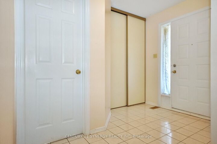 Photo de la propriété:  9 Raj Terrace  ON K1G 4T4 