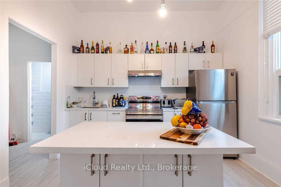 Property Photo: 59 Mary Street ON L4N 1T2