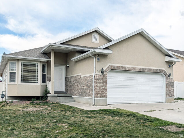 Property Photo:  98 W Settlement Cir  UT 84047 